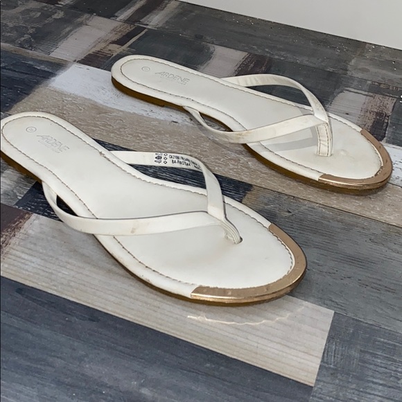 sandals - Picture 1 of 1